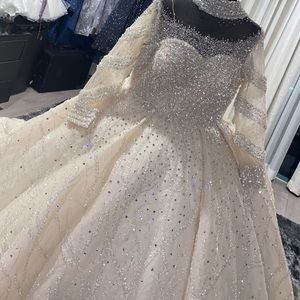 Very beautiful wedding dress